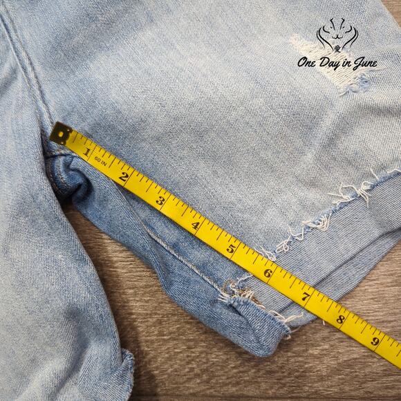 Guess Denim Shorts Size 28 (6) - Picture 5 of 7